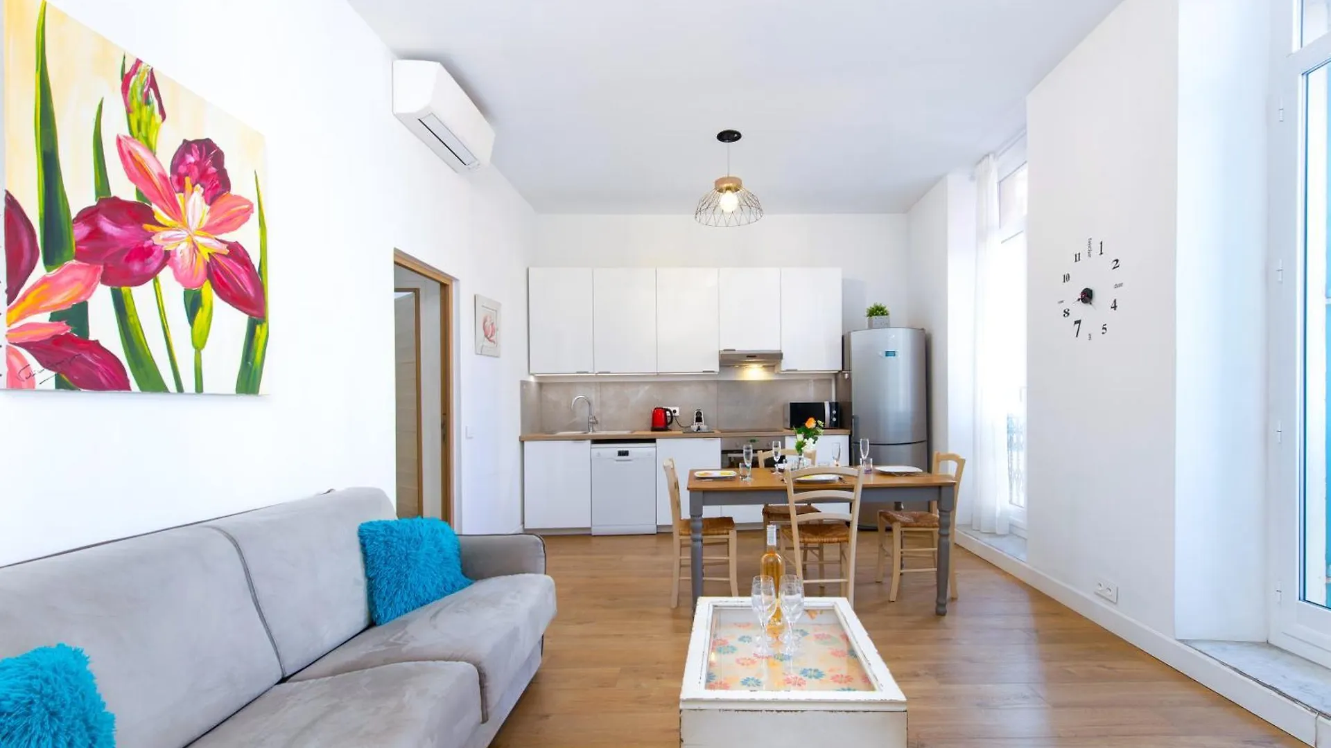 Barel - Cosy 2 Pieces En Plein Coeur De Menton Apartment