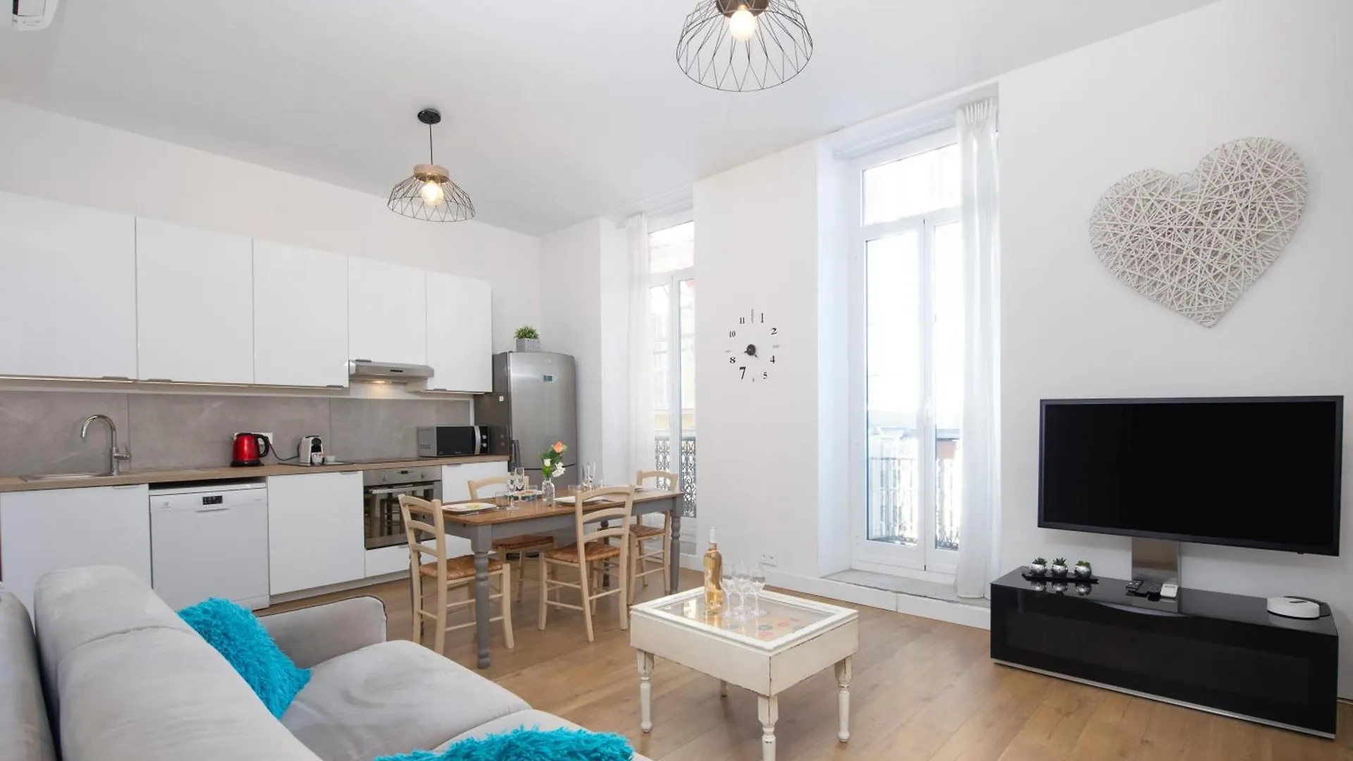 Barel - Cosy 2 Pieces En Plein Coeur De Menton Apartment